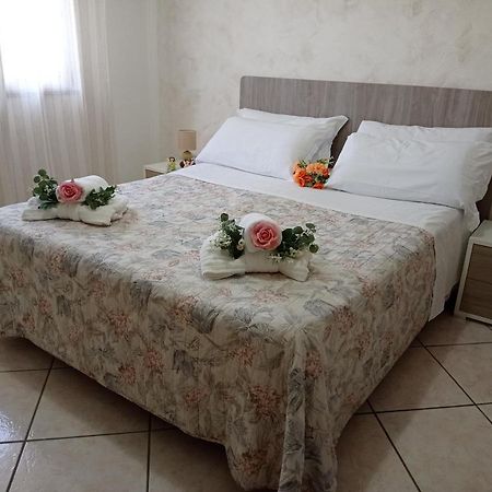 Depandance Con Piscina In Uso In Esclusivo In B&B Сант'Антоніо-Абате Екстер'єр фото