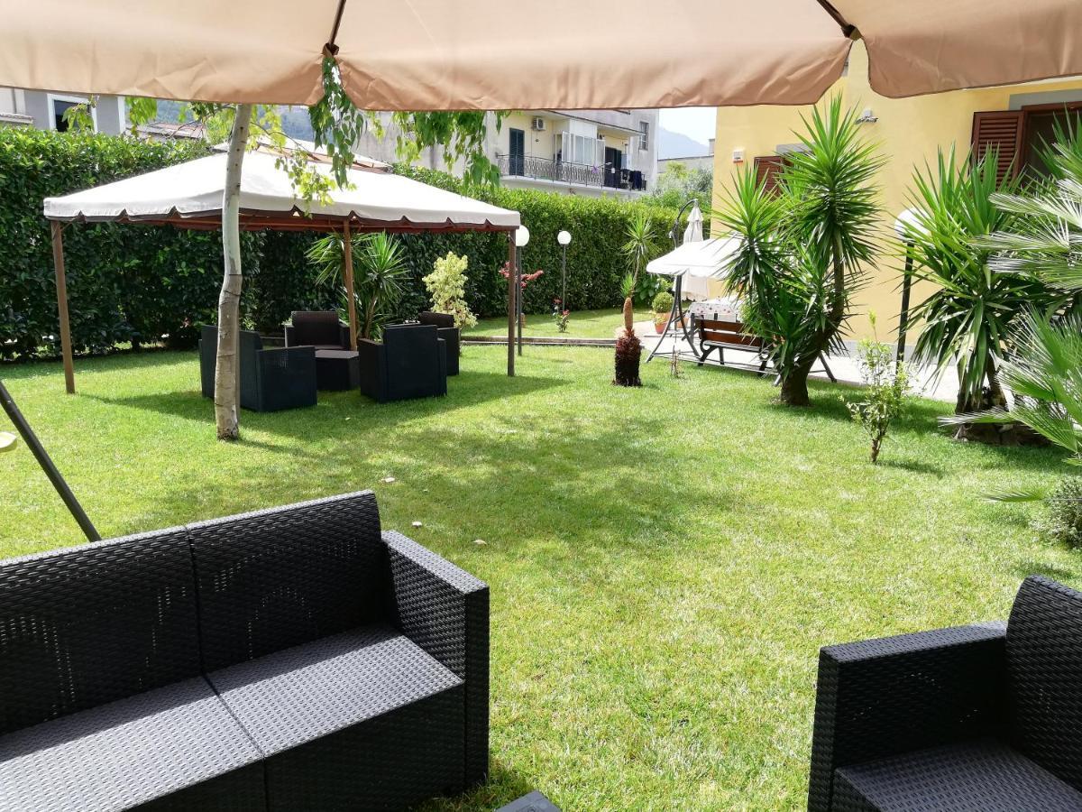 Depandance Con Piscina In Uso In Esclusivo In B&B Сант'Антоніо-Абате Екстер'єр фото