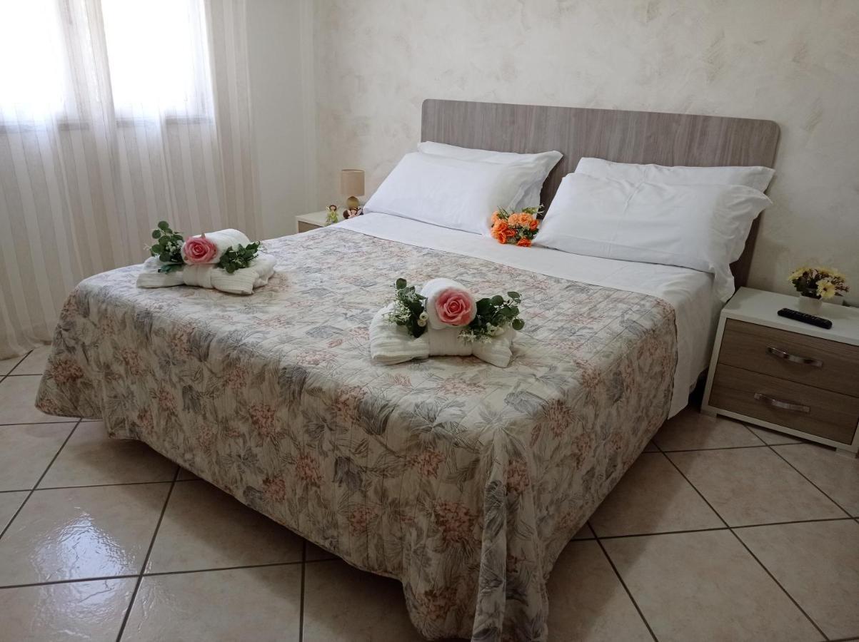 Depandance Con Piscina In Uso In Esclusivo In B&B Сант'Антоніо-Абате Екстер'єр фото